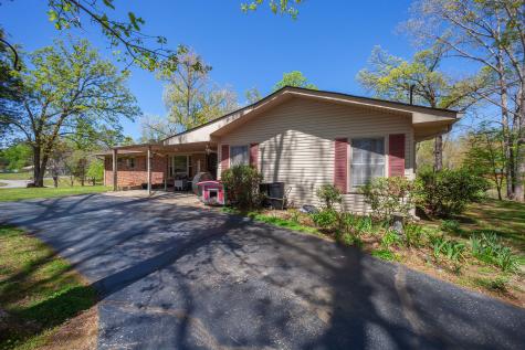 280 E Highland Street Decaturville TN 38329