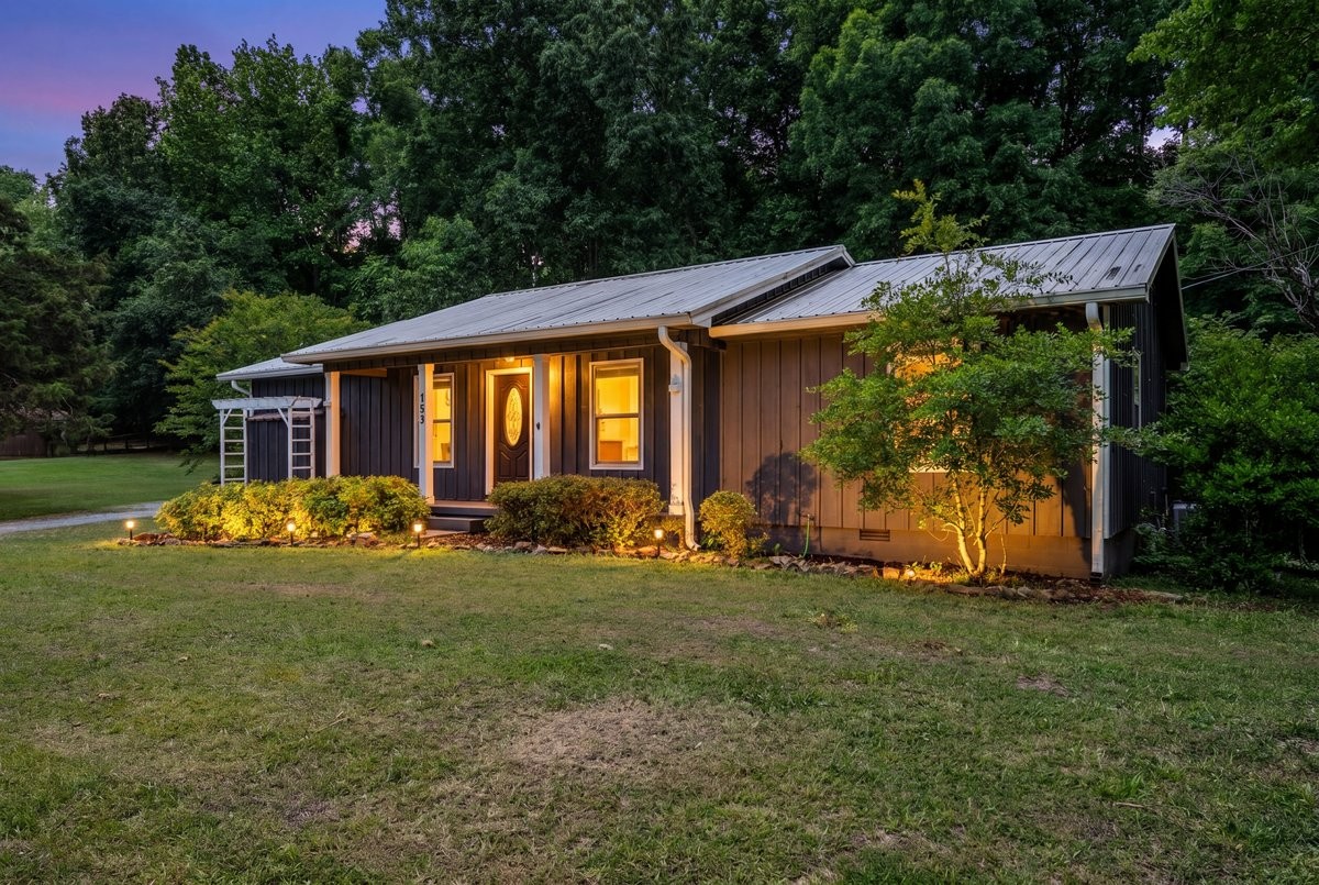 135 Briarwood Court Estill Springs TN 37330