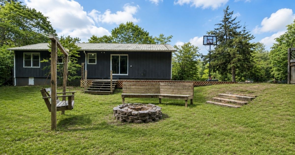 135 Briarwood Court Estill Springs TN 37330