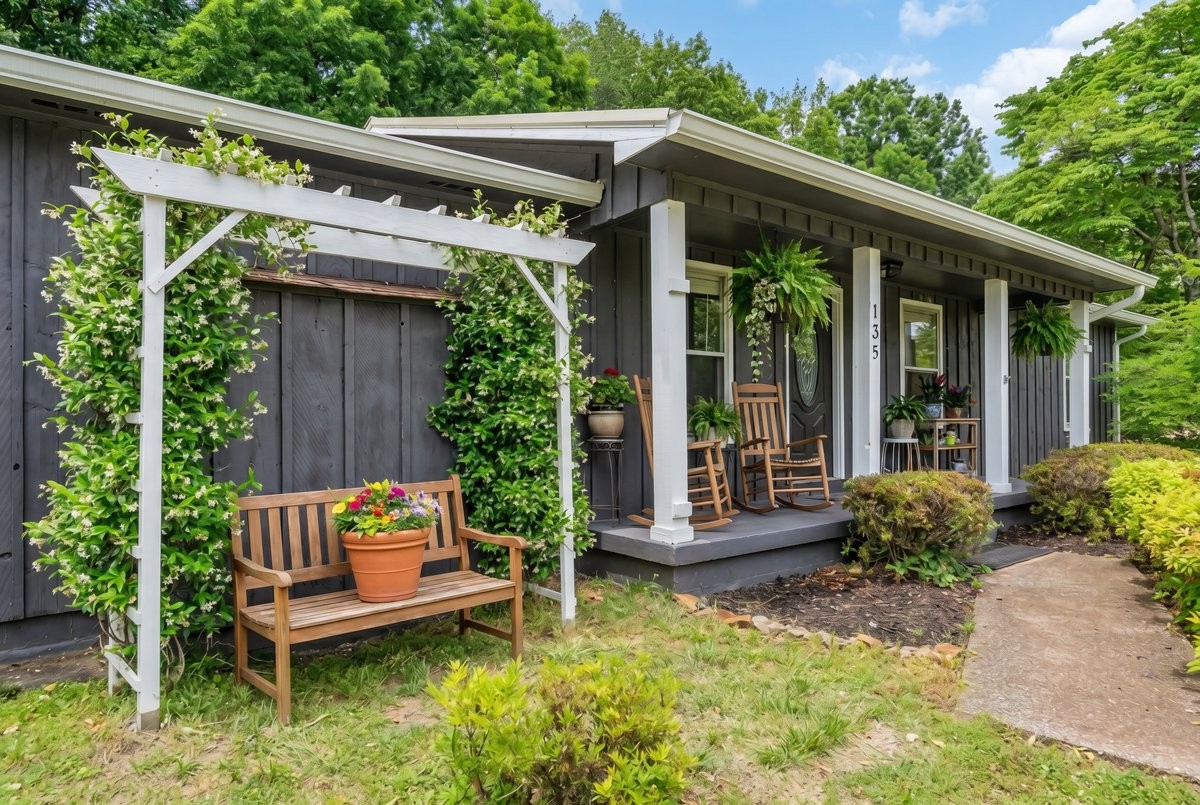 135 Briarwood Court Estill Springs TN 37330