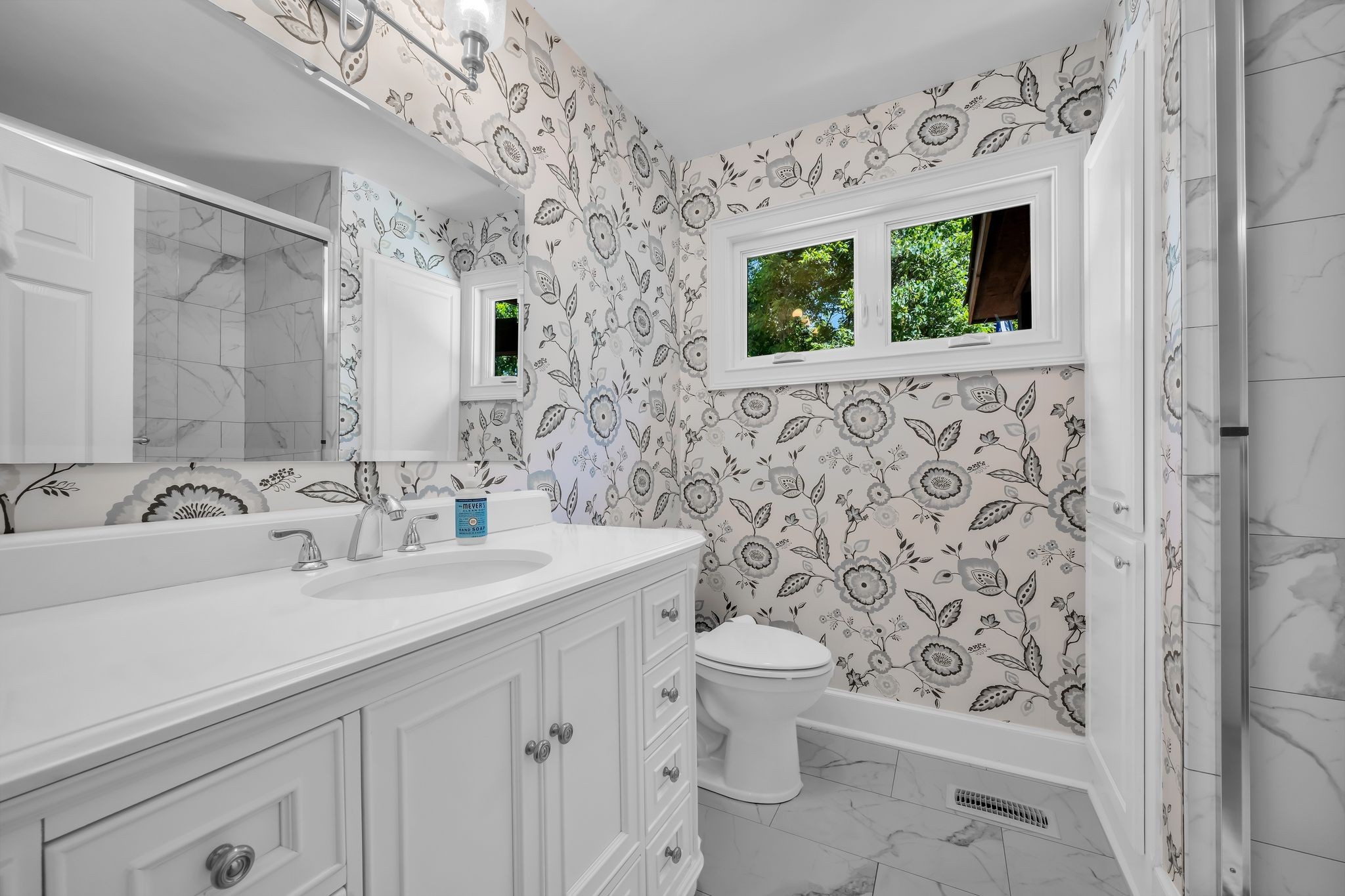4059 Jimmy Gray Robinson Road Williamsport TN 38487