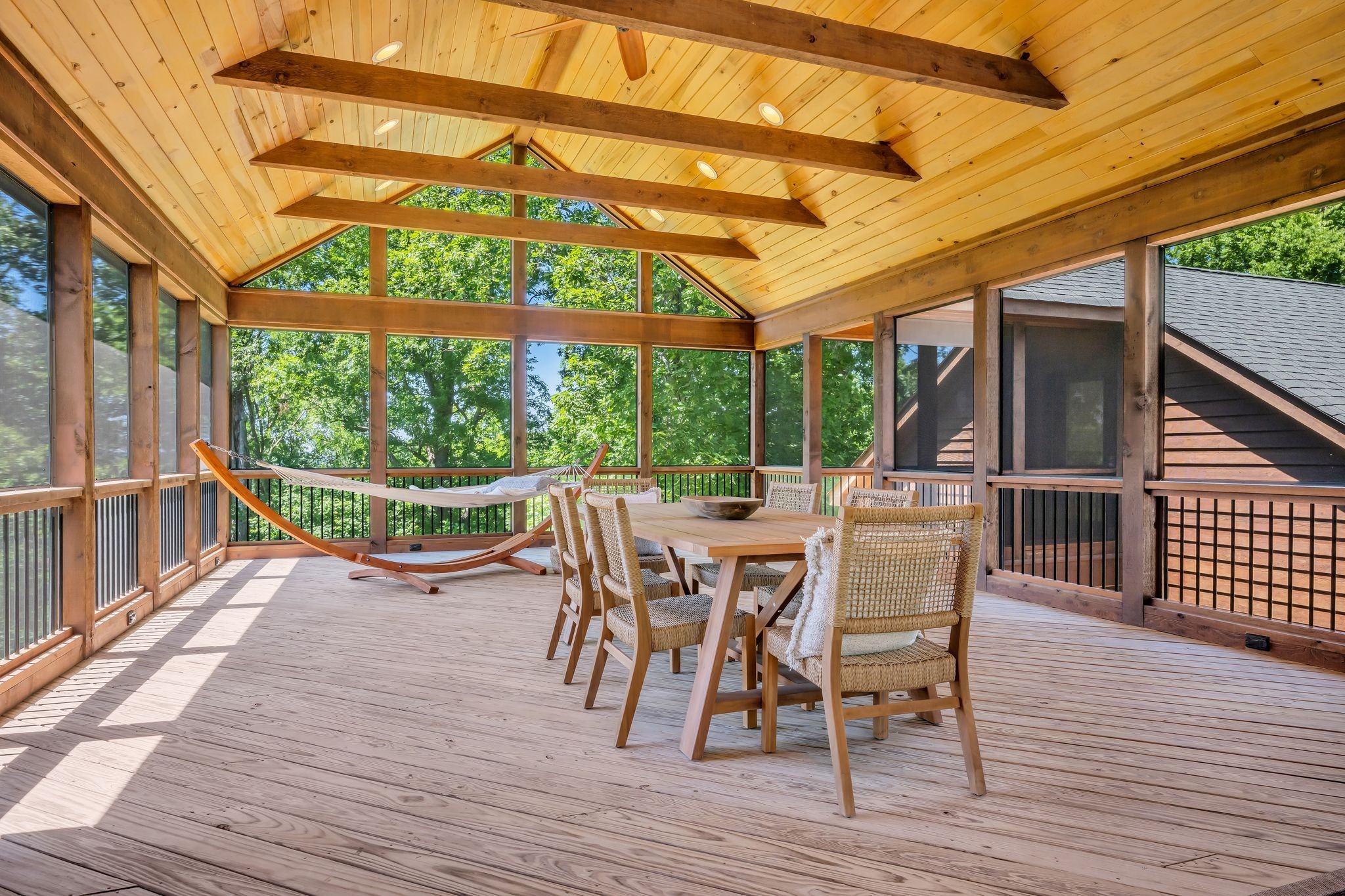 4059 Jimmy Gray Robinson Road Williamsport TN 38487