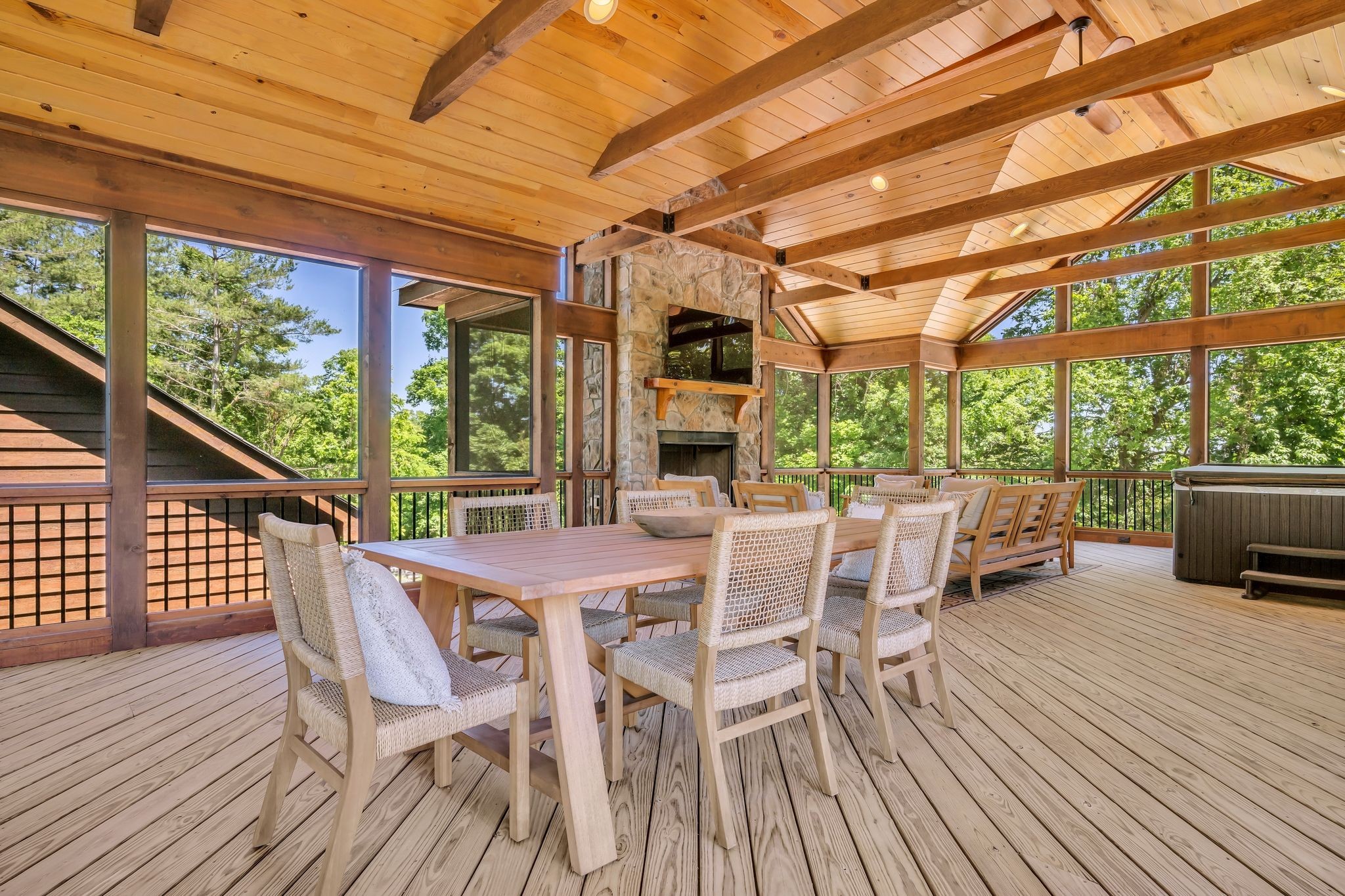 4059 Jimmy Gray Robinson Road Williamsport TN 38487