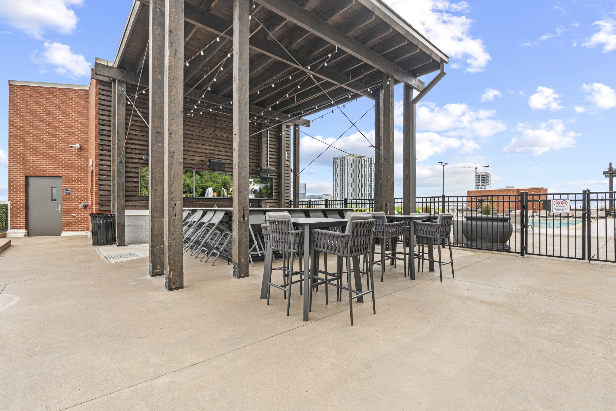 600 12th Ave, S Nashville TN 37203