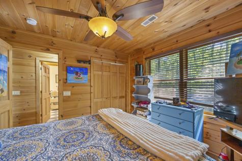 1659 Ravens Den Road Sewanee TN 37375