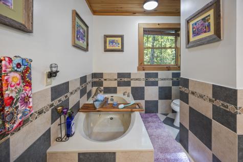 1659 Ravens Den Road Sewanee TN 37375