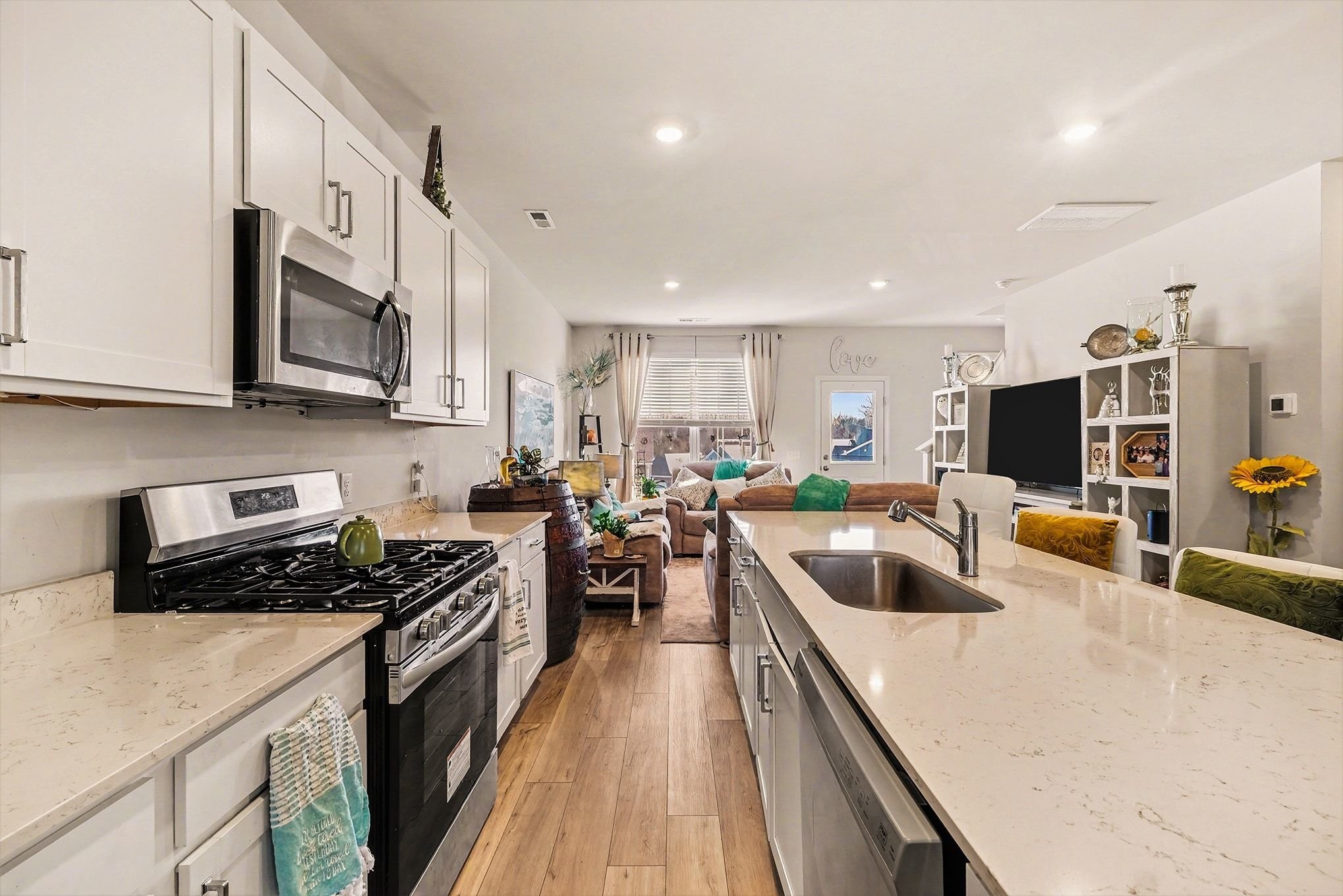 2563 Drumwright Way Columbia TN 38401