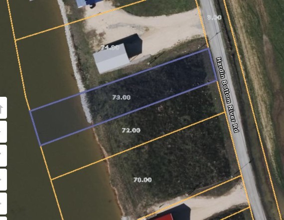 1695 Hardin Bottom River Road Clifton TN 38425