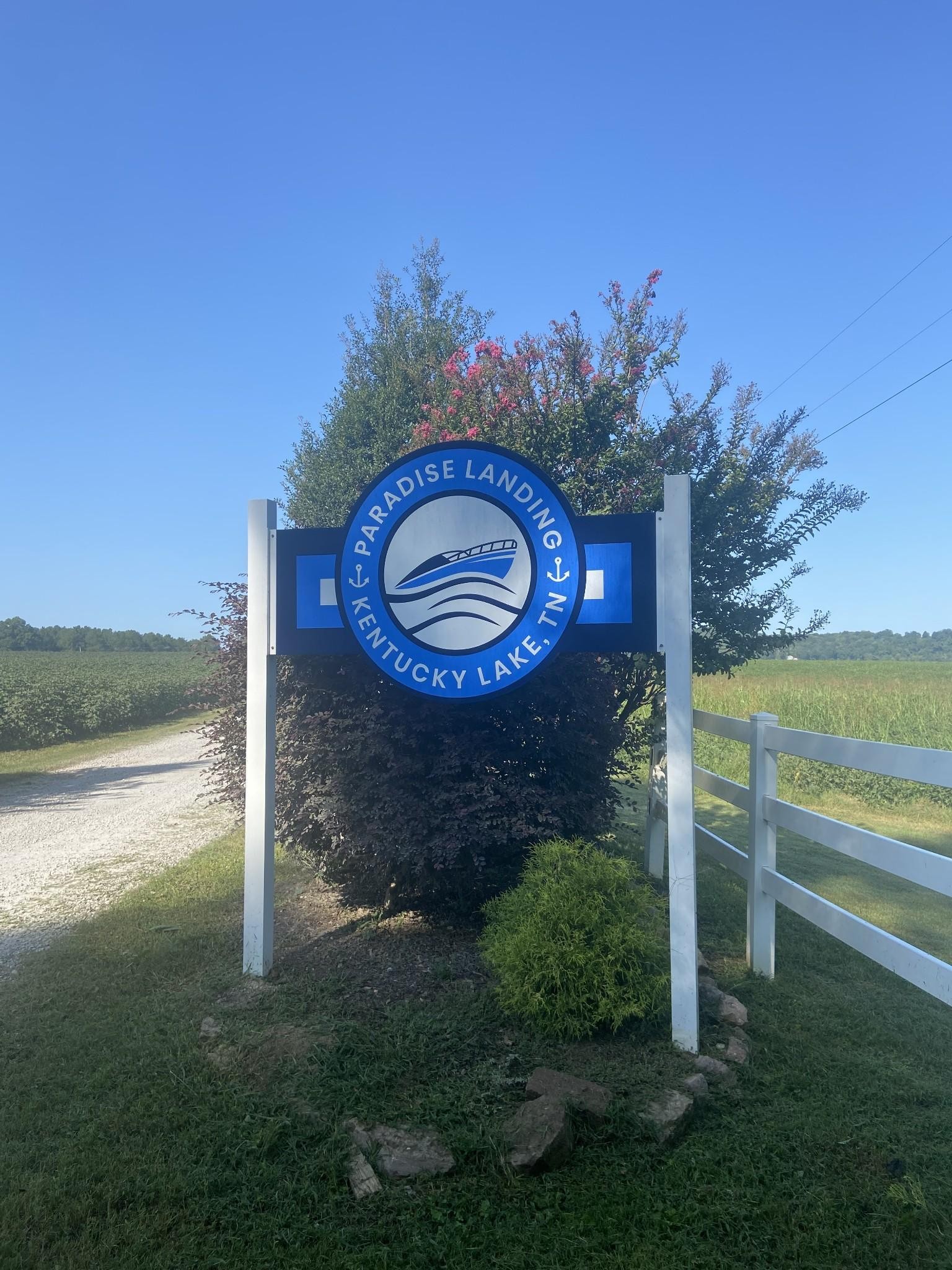 1695 Hardin Bottom River Road Clifton TN 38425