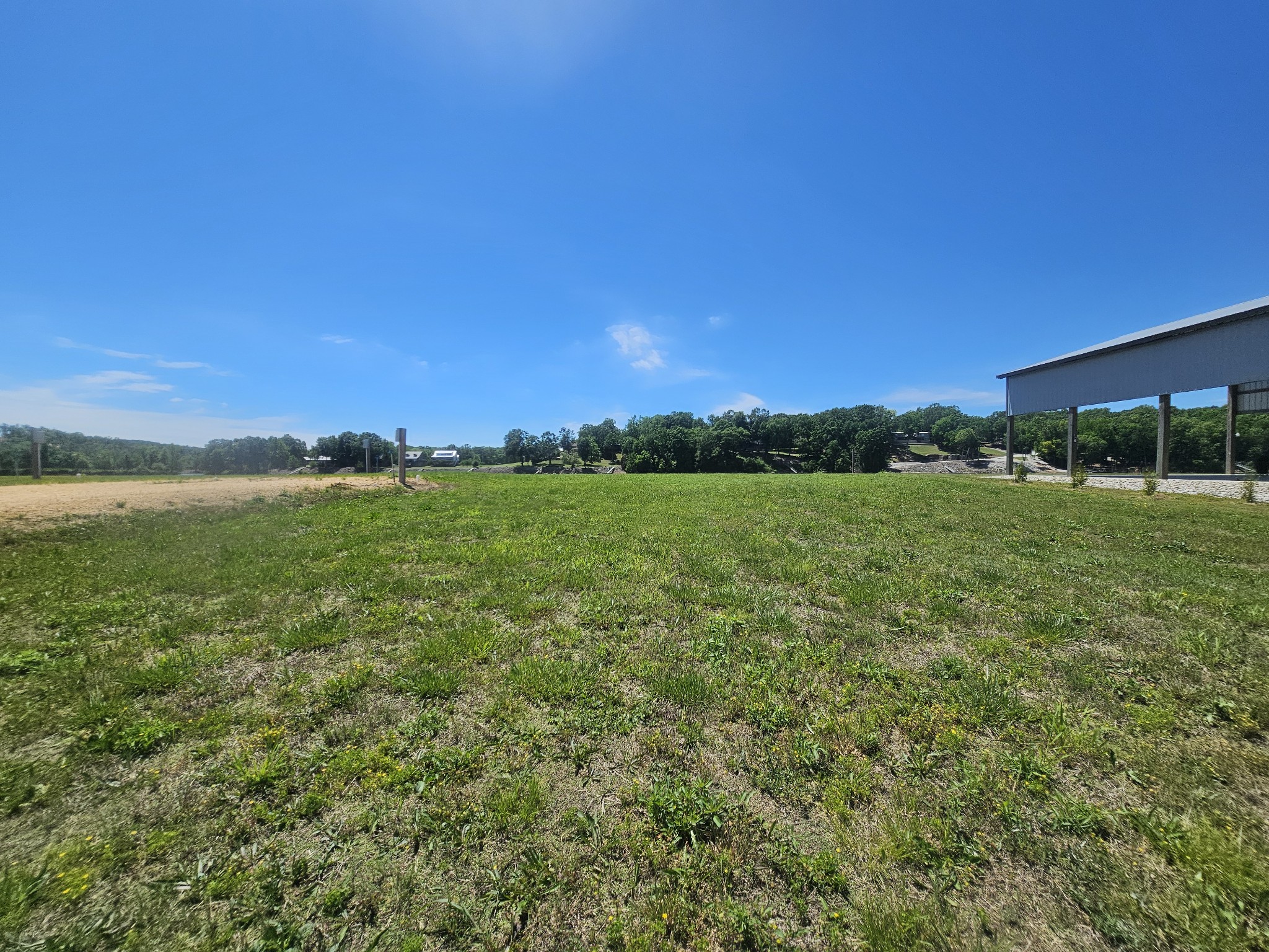 1695 Hardin Bottom River Road Clifton TN 38425