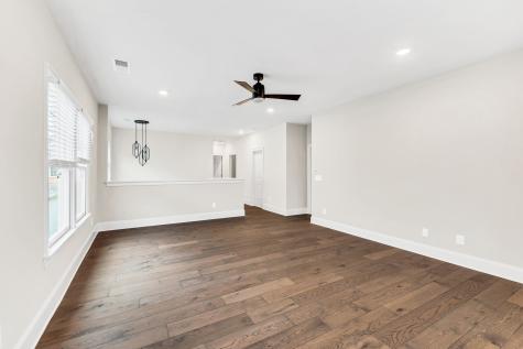 913 Dauphine Street Nashville TN 37221