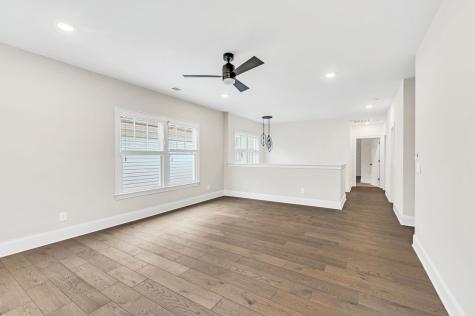 913 Dauphine Street Nashville TN 37221