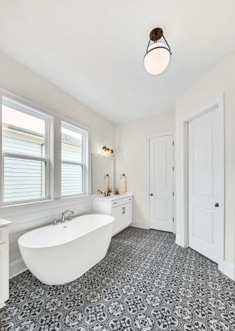 913 Dauphine Street Nashville TN 37221