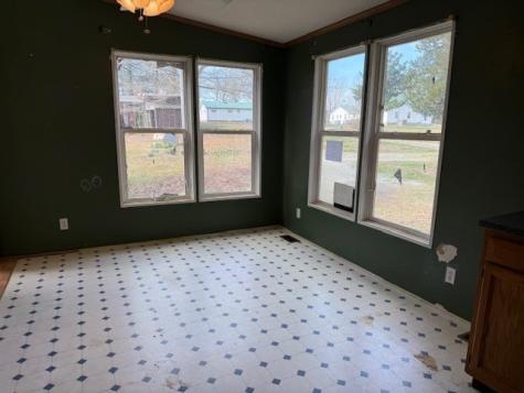 60 Robert Barnhill Road Paris TN 38242