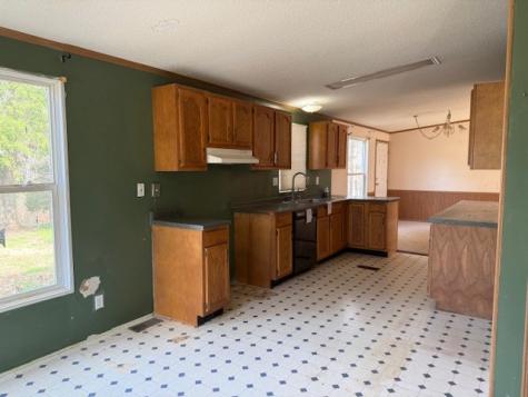 60 Robert Barnhill Road Paris TN 38242