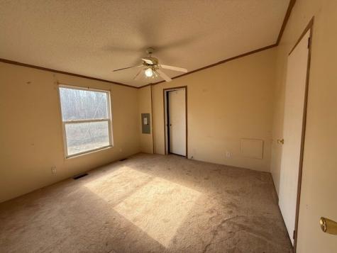 60 Robert Barnhill Road Paris TN 38242