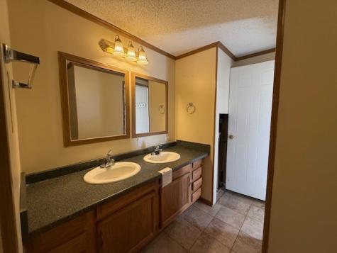 60 Robert Barnhill Road Paris TN 38242