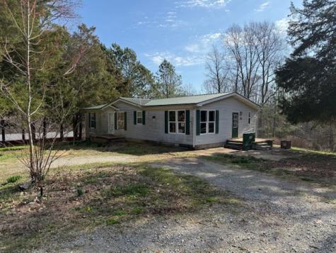 60 Robert Barnhill Road Paris TN 38242