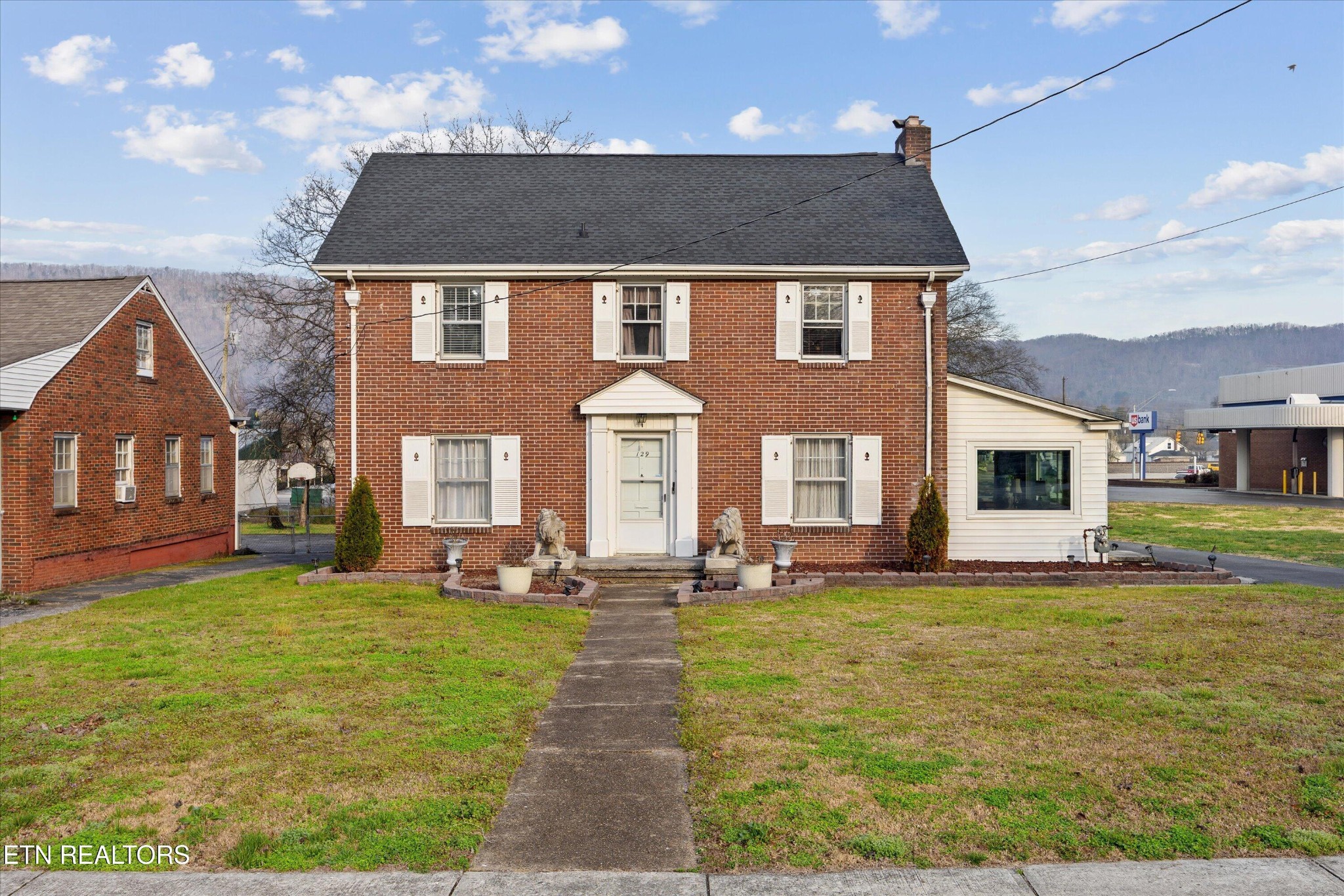 129 S Kingston Avenue Rockwood TN 37854