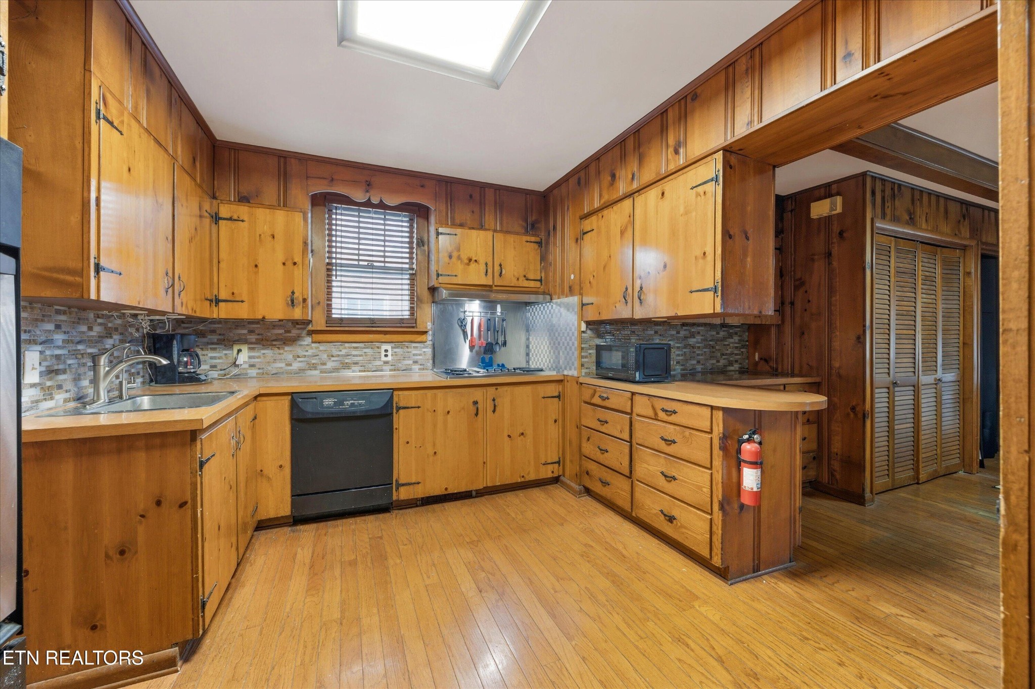 129 S Kingston Avenue Rockwood TN 37854