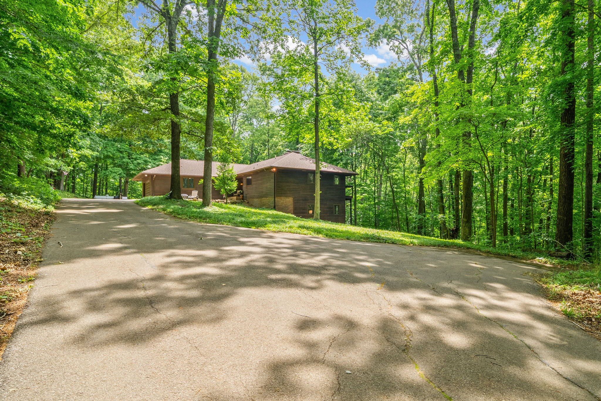 628 Chesterfield Circle Clarksville TN 37043