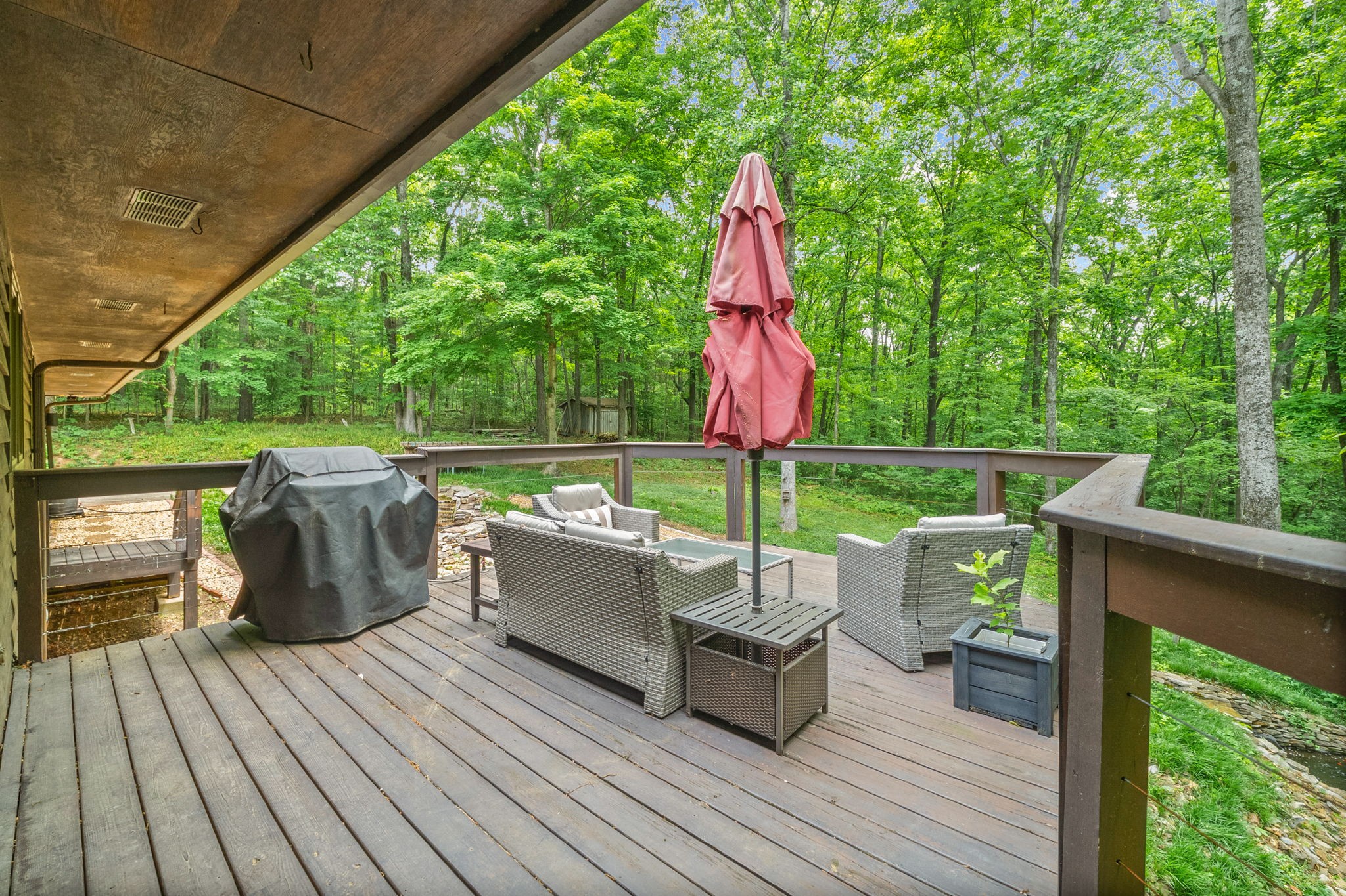 628 Chesterfield Circle Clarksville TN 37043