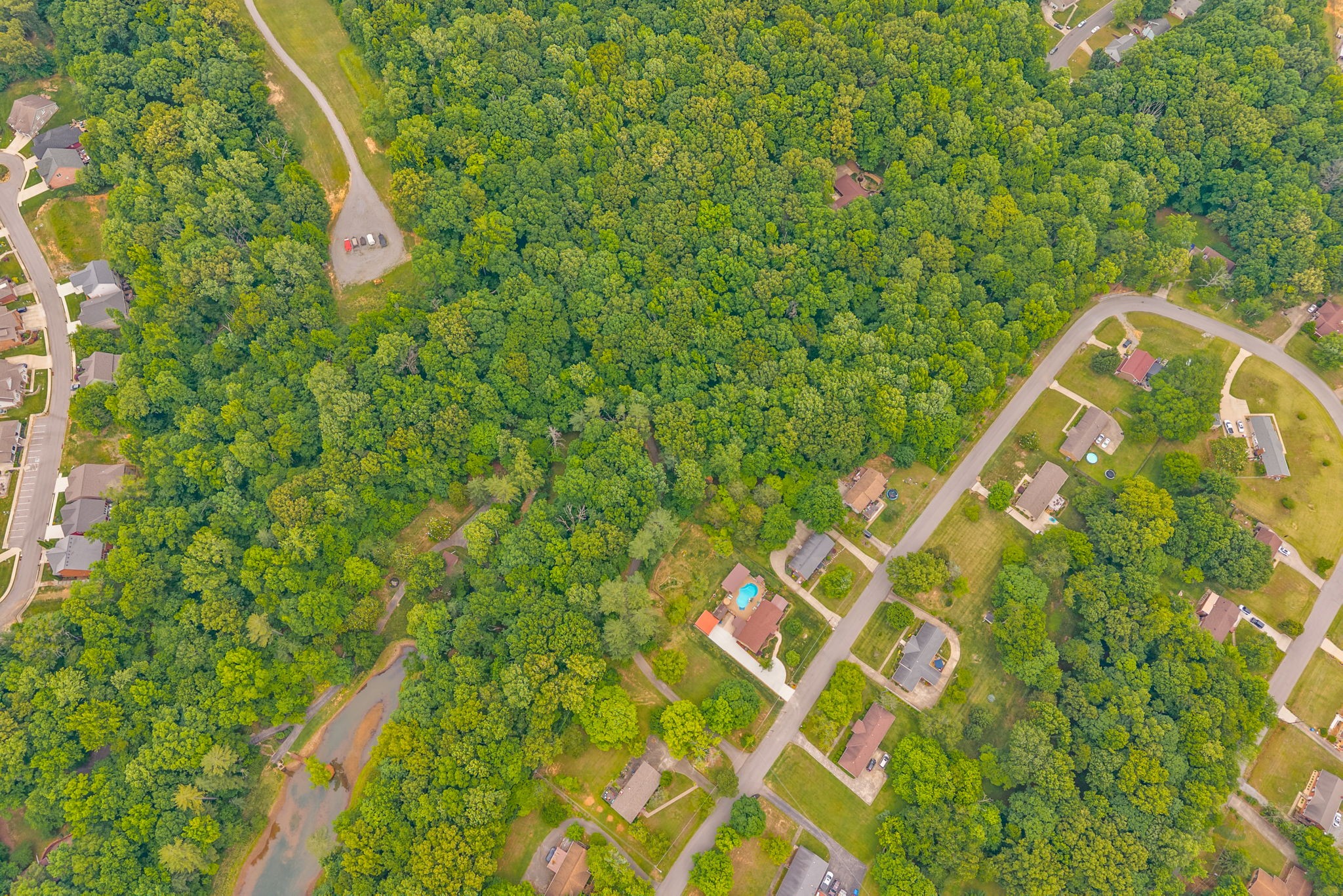 628 Chesterfield Circle Clarksville TN 37043