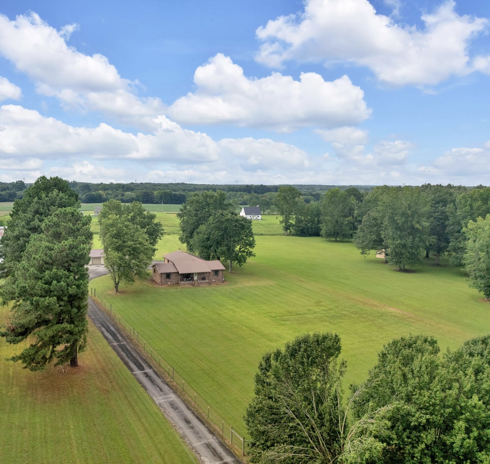 93 Jean Drive Tullahoma TN 37388