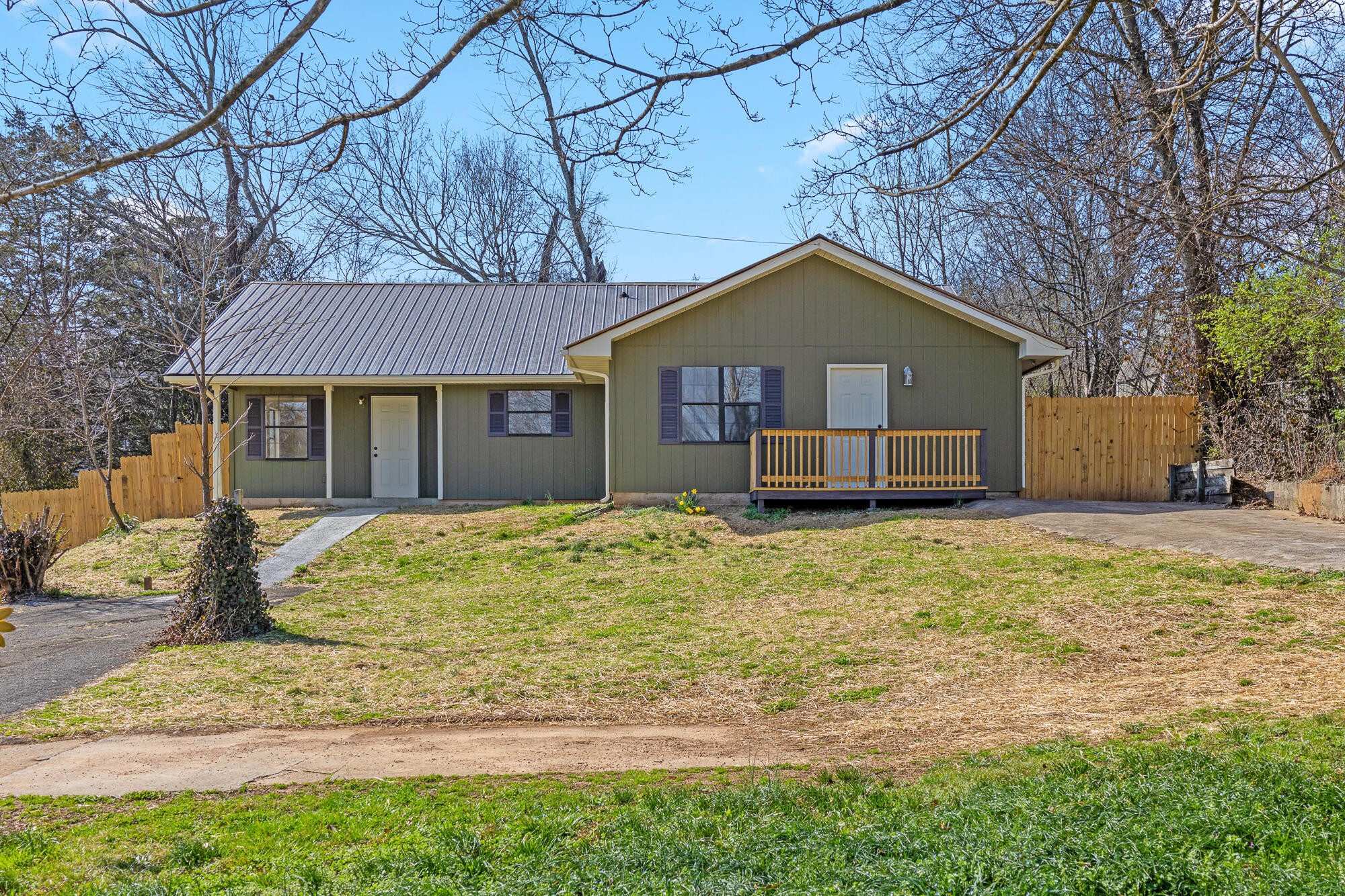 104 Pine Street Athens TN 37303