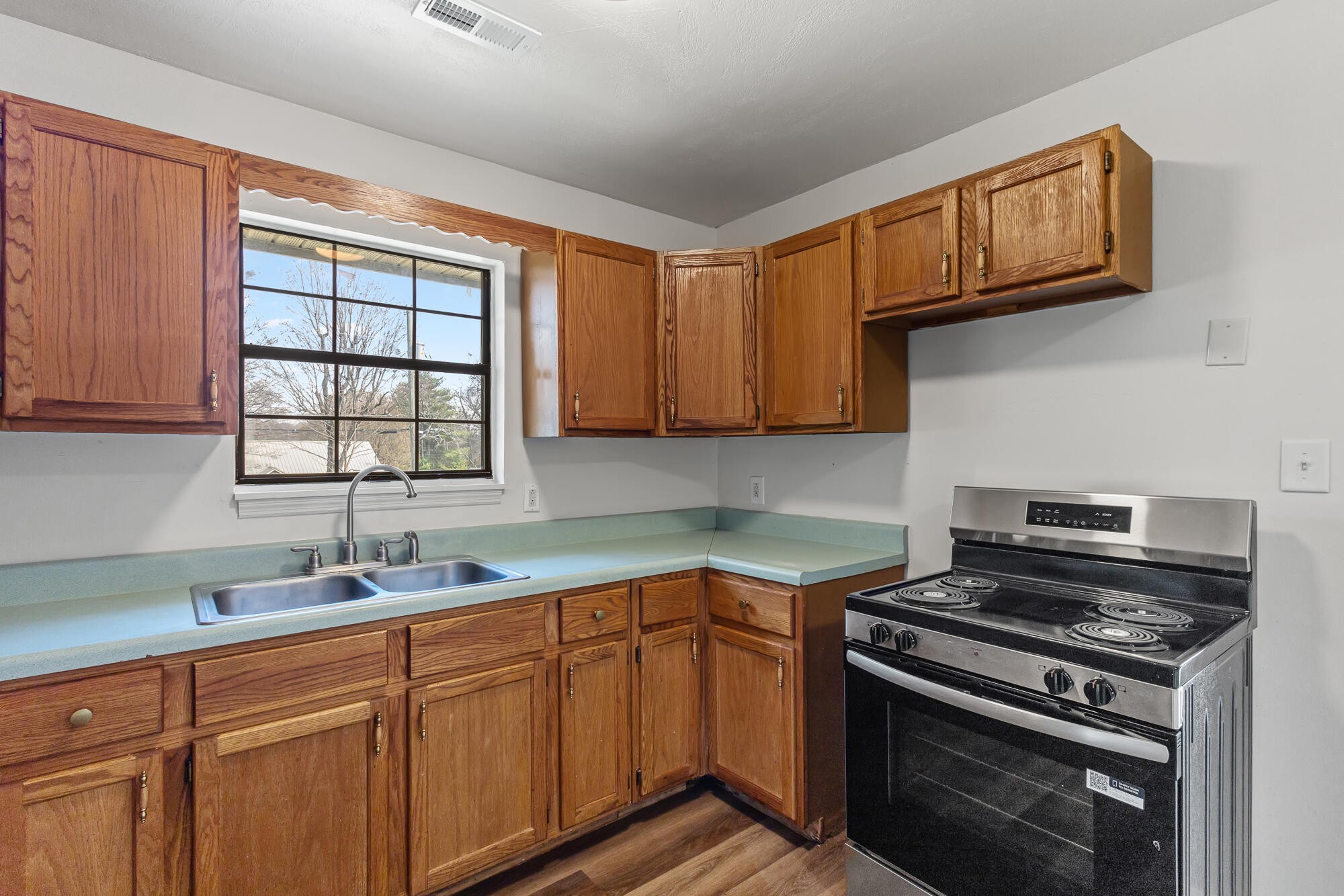 104 Pine Street Athens TN 37303