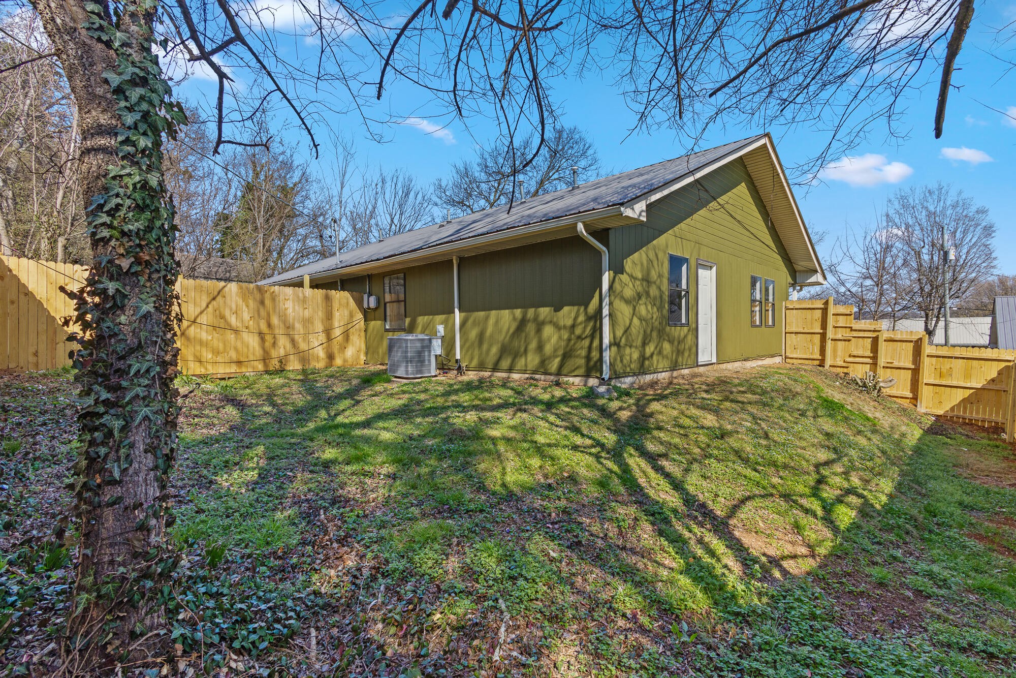 104 Pine Street Athens TN 37303