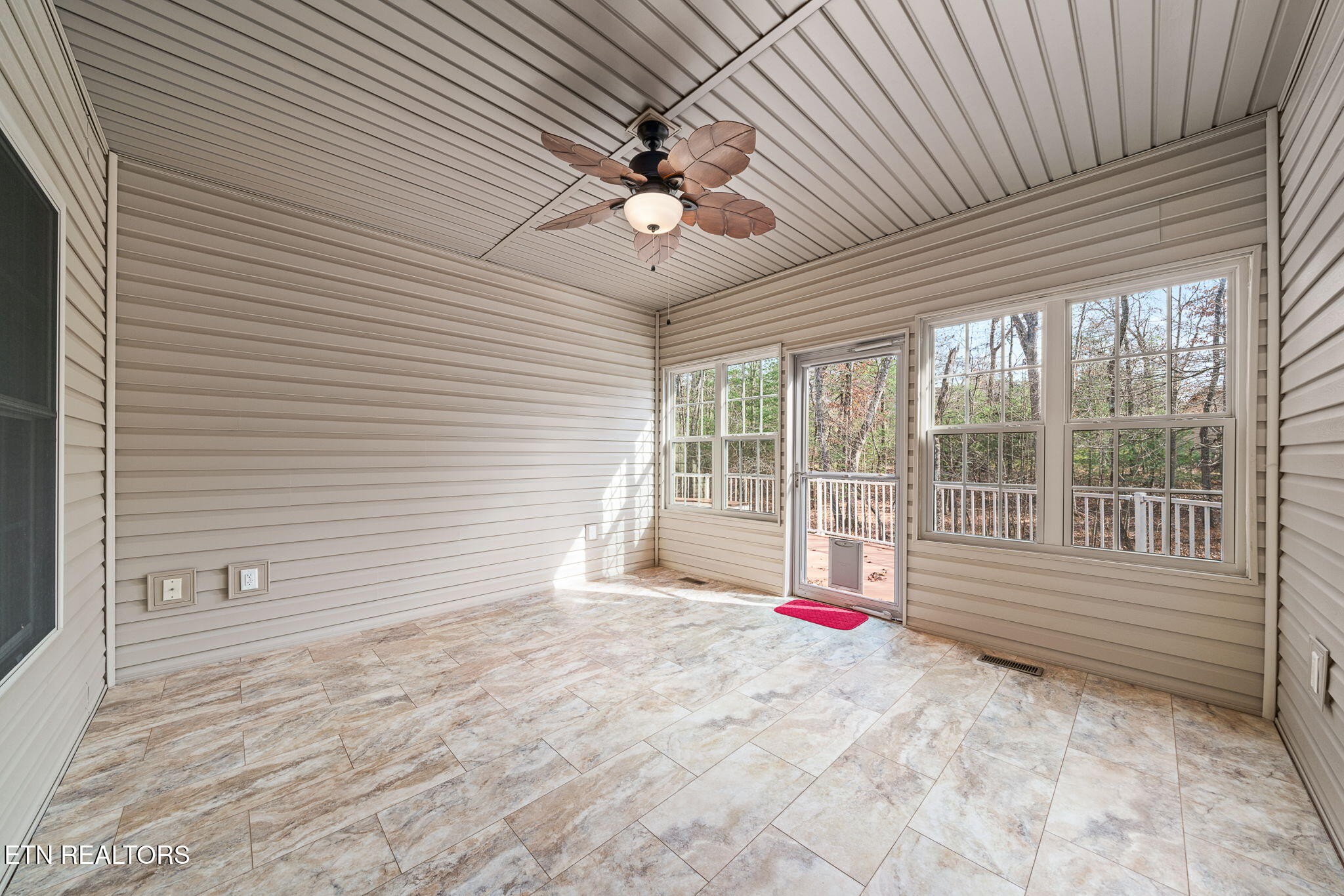 14 Holly Court Crossville TN 38558