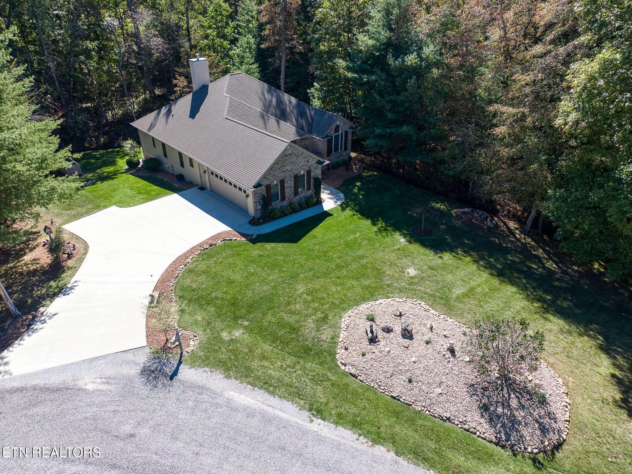 14 Holly Court Crossville TN 38558