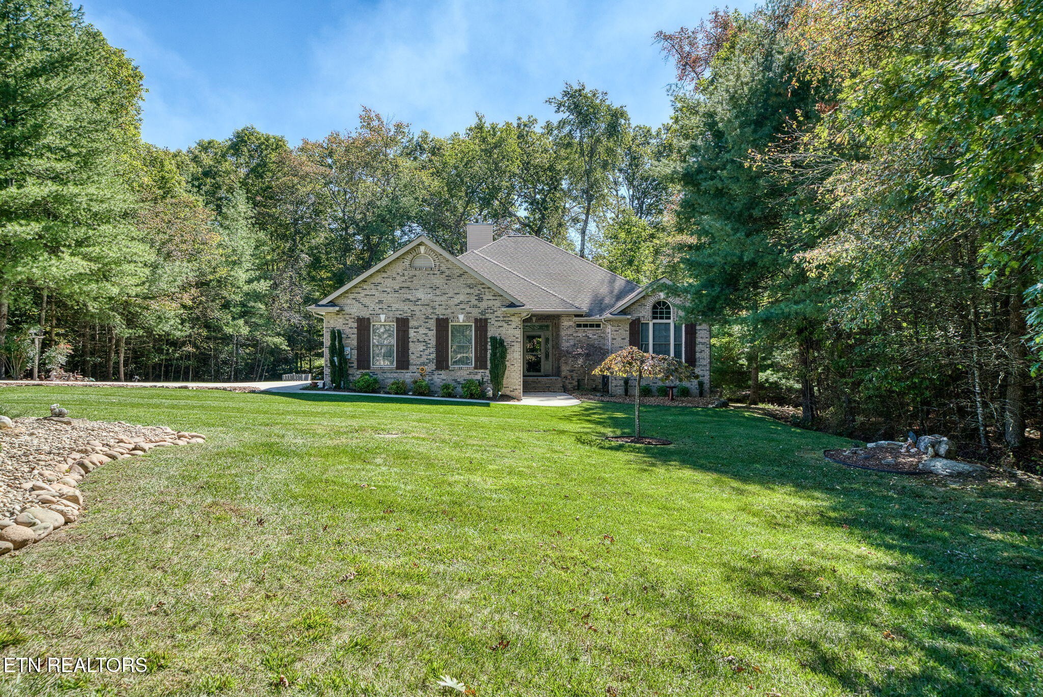 14 Holly Court Crossville TN 38558