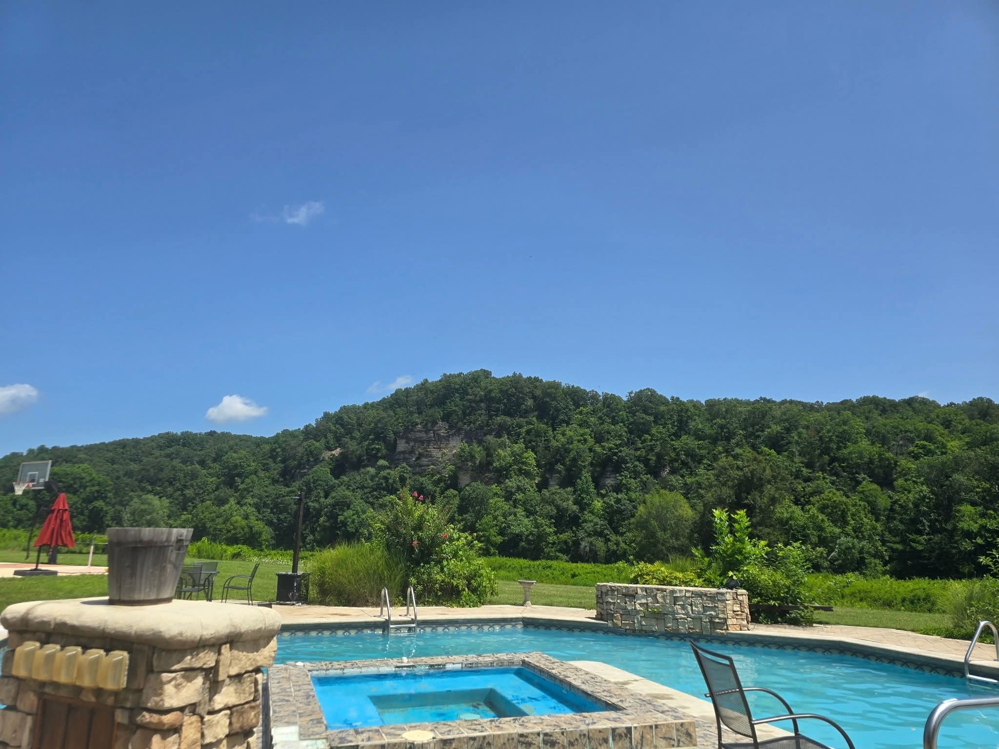 7699 N County Line Road Fairview TN 37062