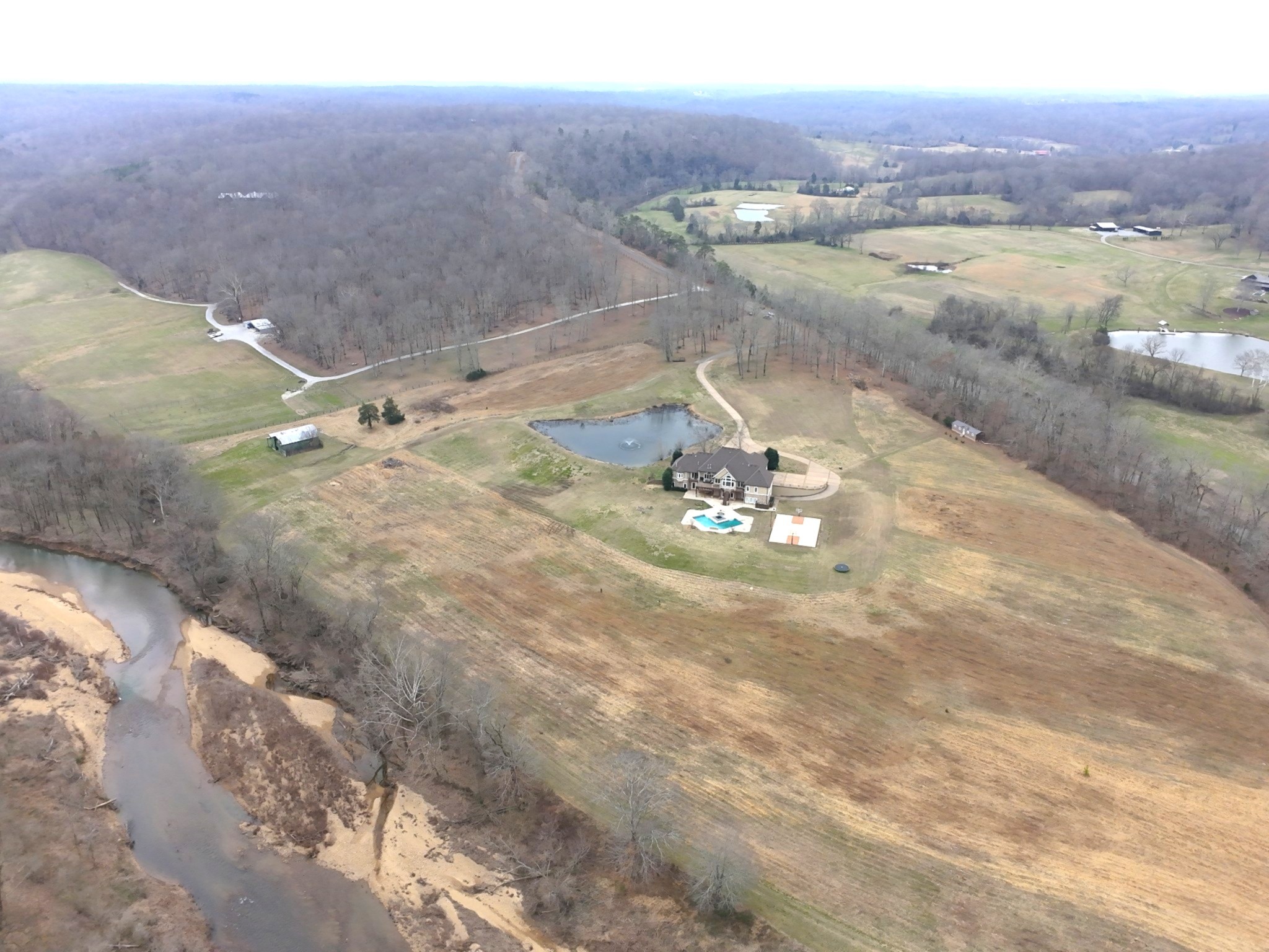 7699 N County Line Road Fairview TN 37062