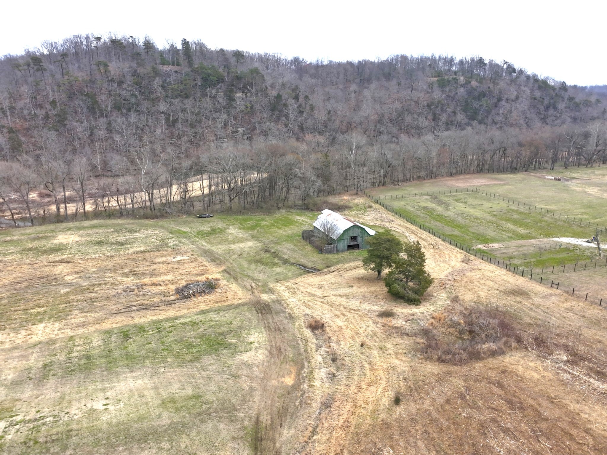 7699 N County Line Road Fairview TN 37062