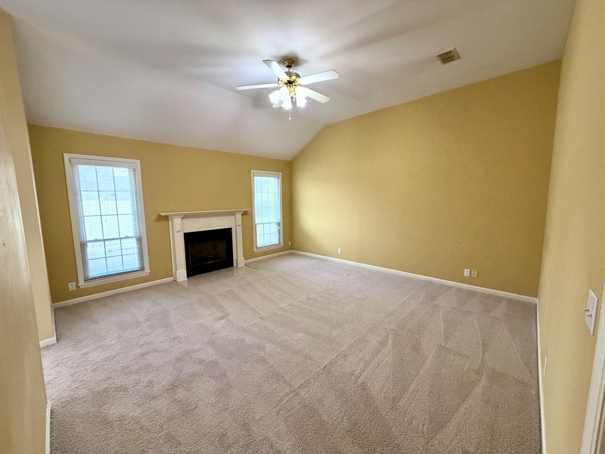 2216 River Rock Crossing Murfreesboro TN 37128