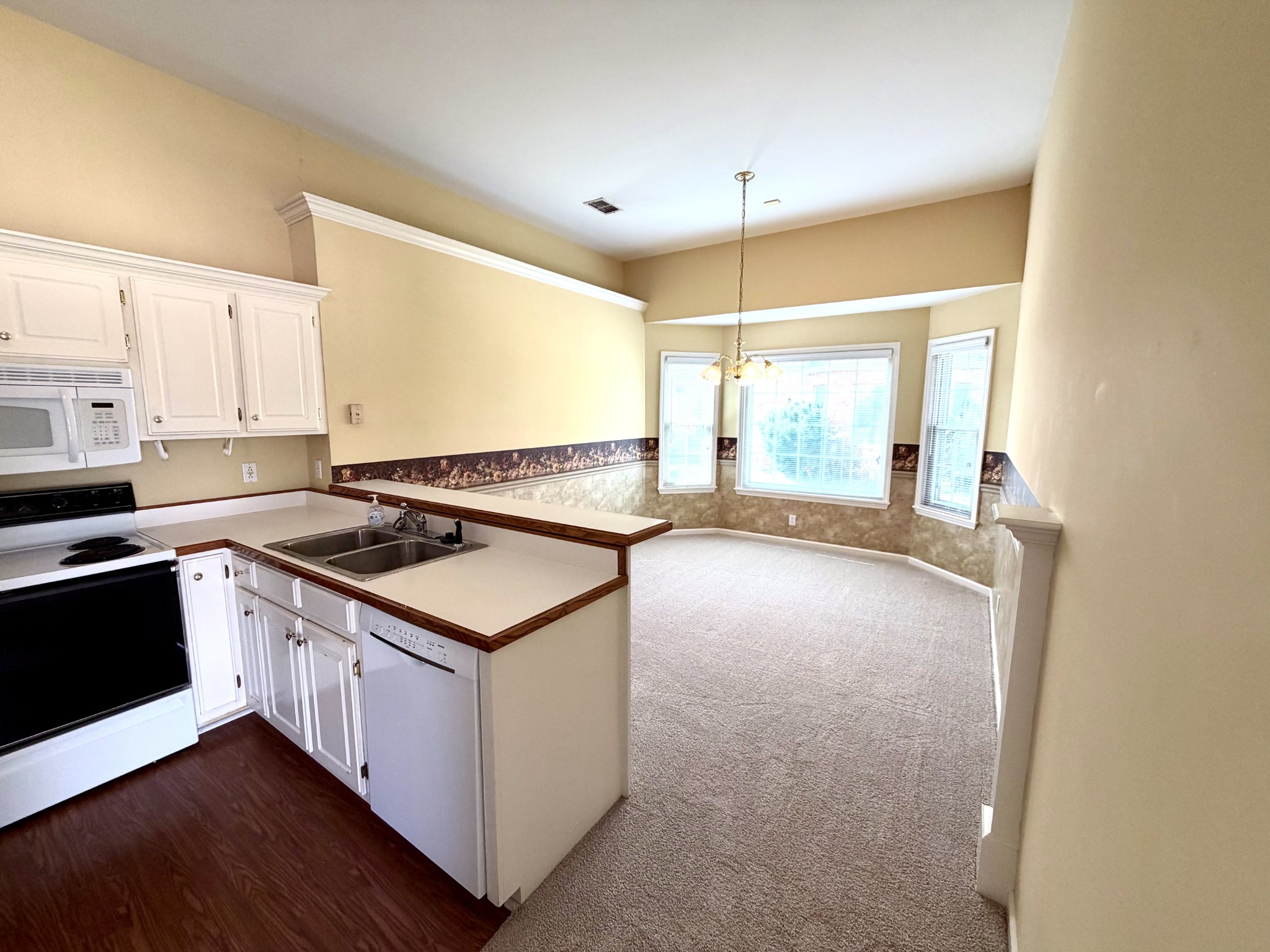 2216 River Rock Crossing Murfreesboro TN 37128