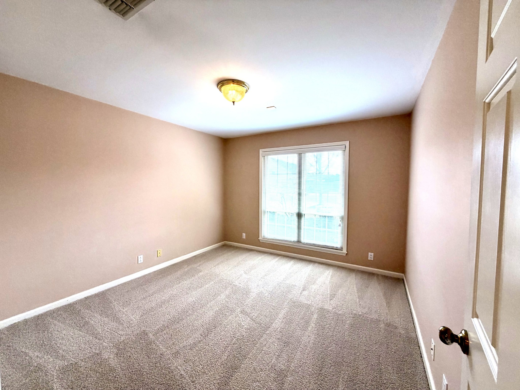 2216 River Rock Crossing Murfreesboro TN 37128