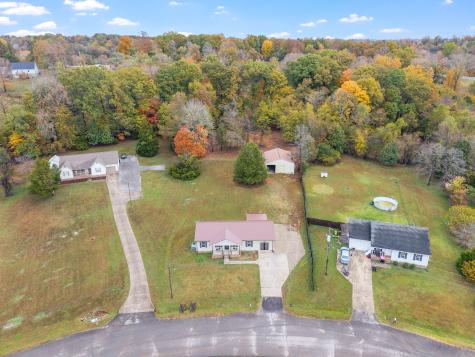 2642 Cummings Circle Clarksville TN 37042