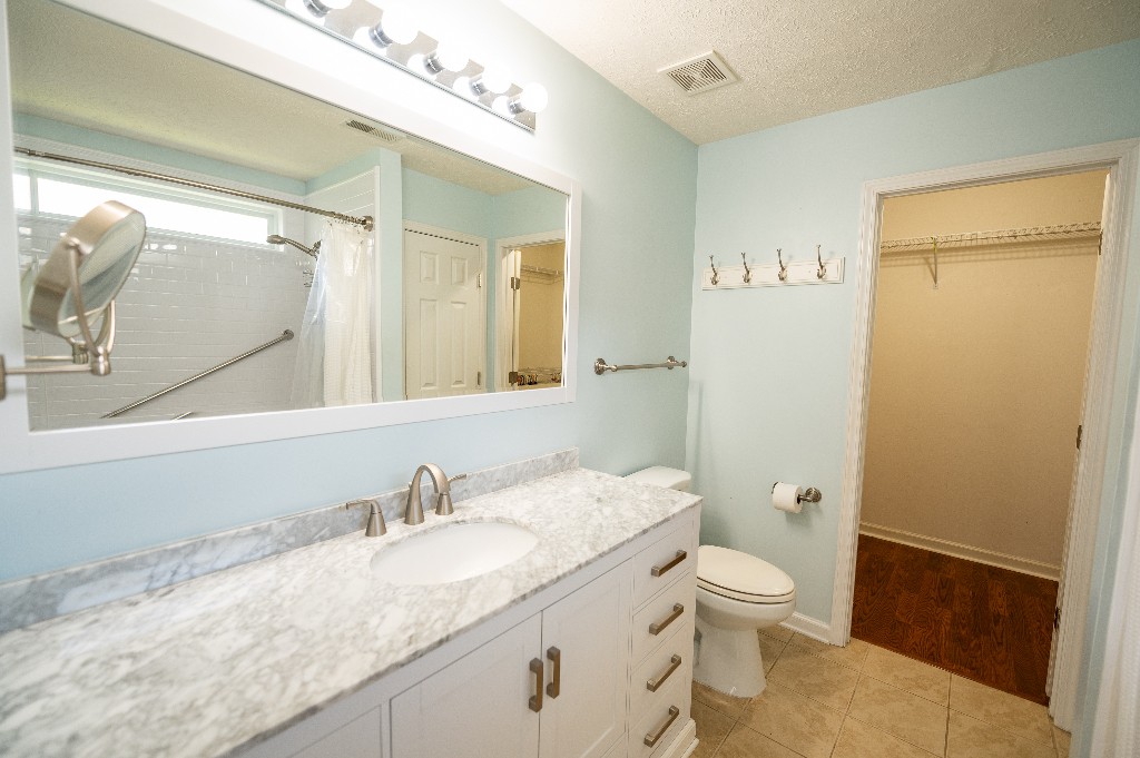 1869 Brookmeadow Lane Hermitage TN 37076