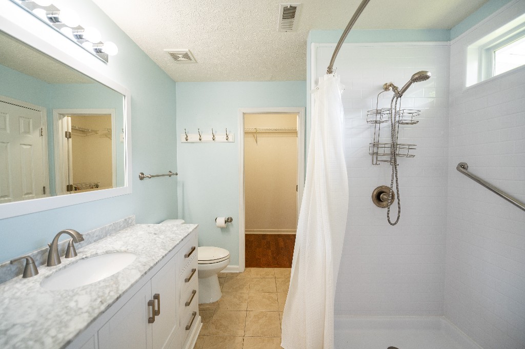 1869 Brookmeadow Lane Hermitage TN 37076