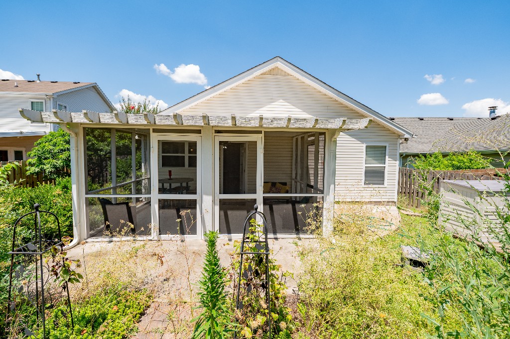 1869 Brookmeadow Lane Hermitage TN 37076
