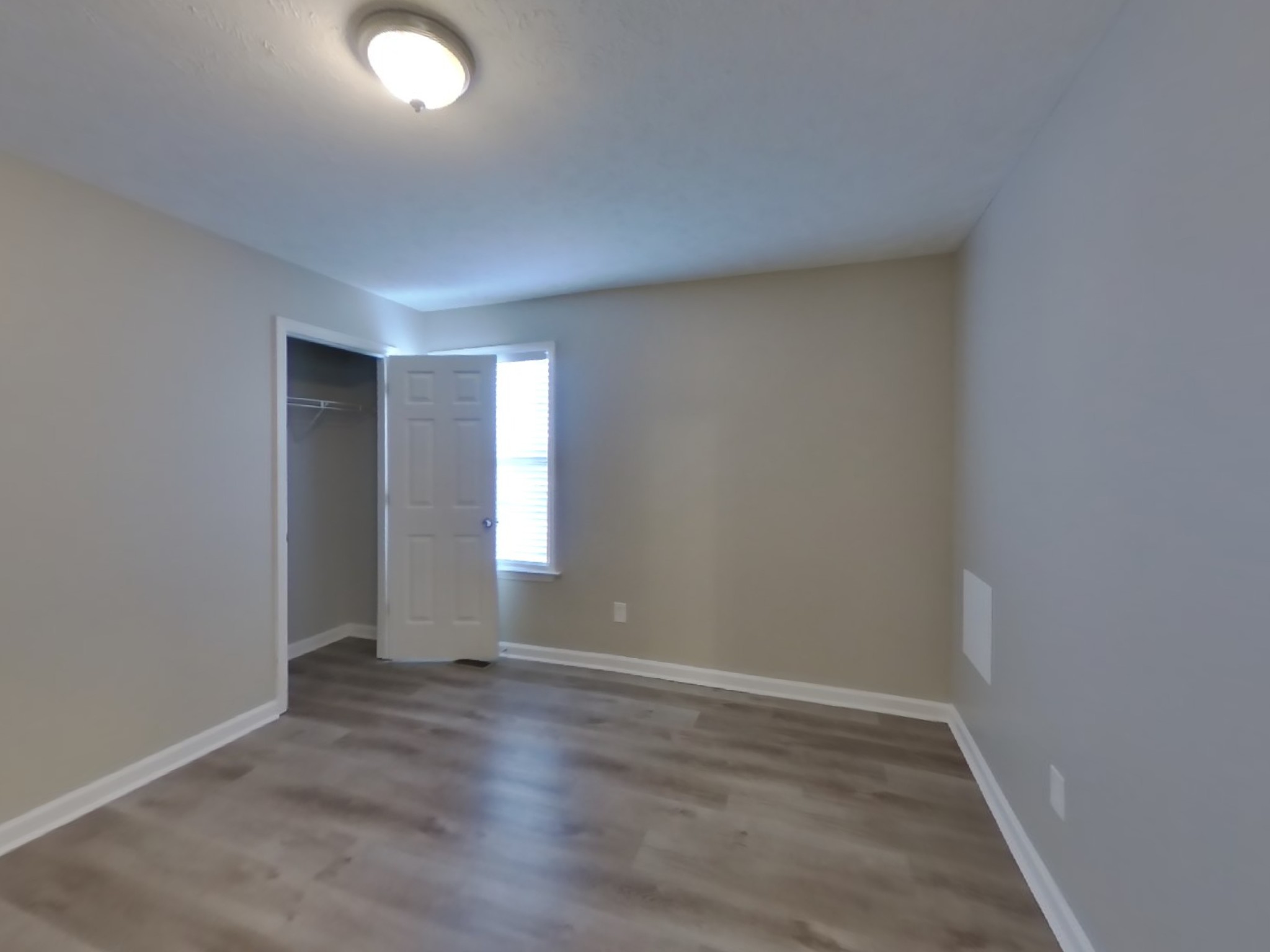 102 Natchez Ct, S La Vergne TN 37086