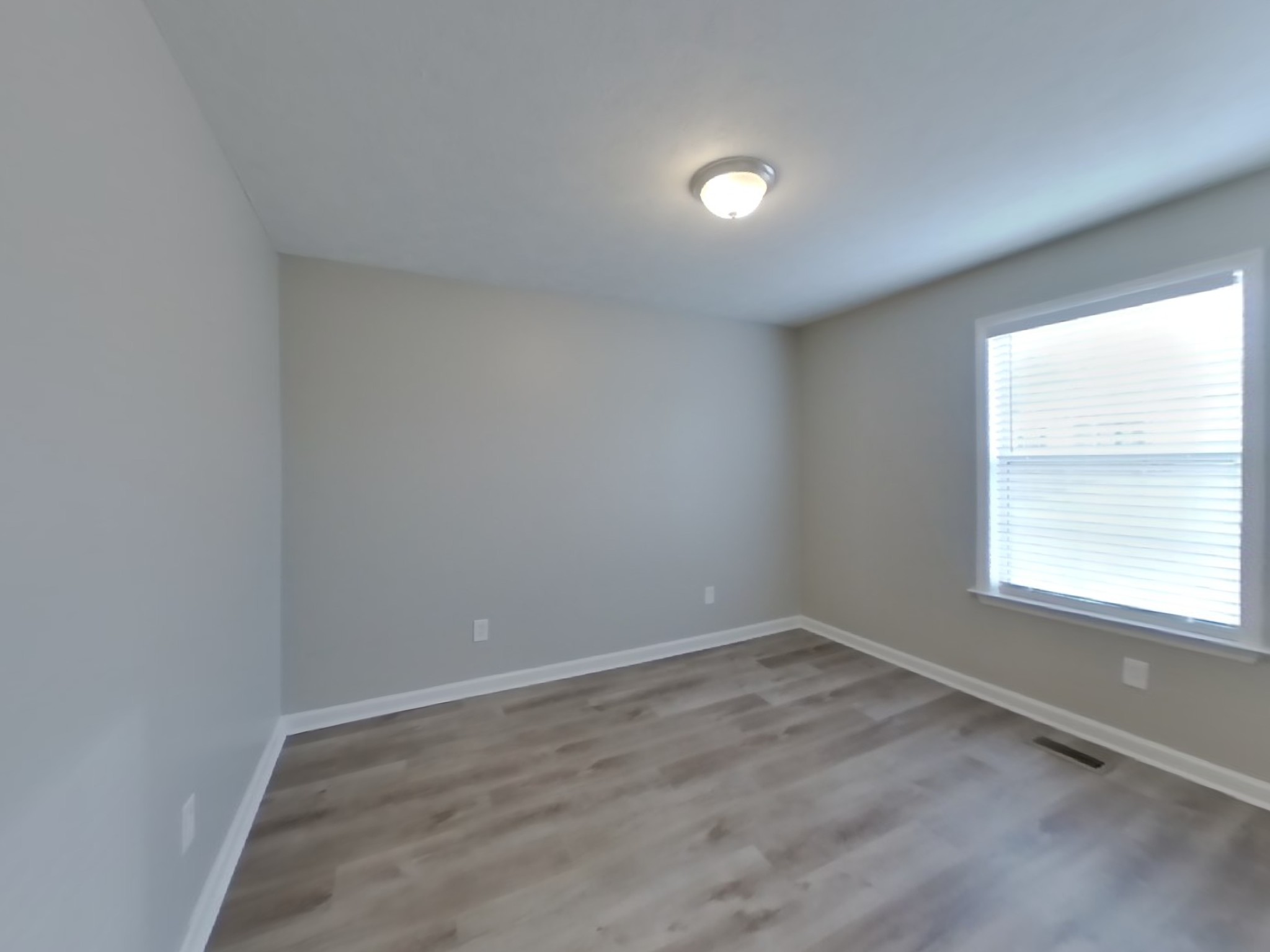 102 Natchez Ct, S La Vergne TN 37086