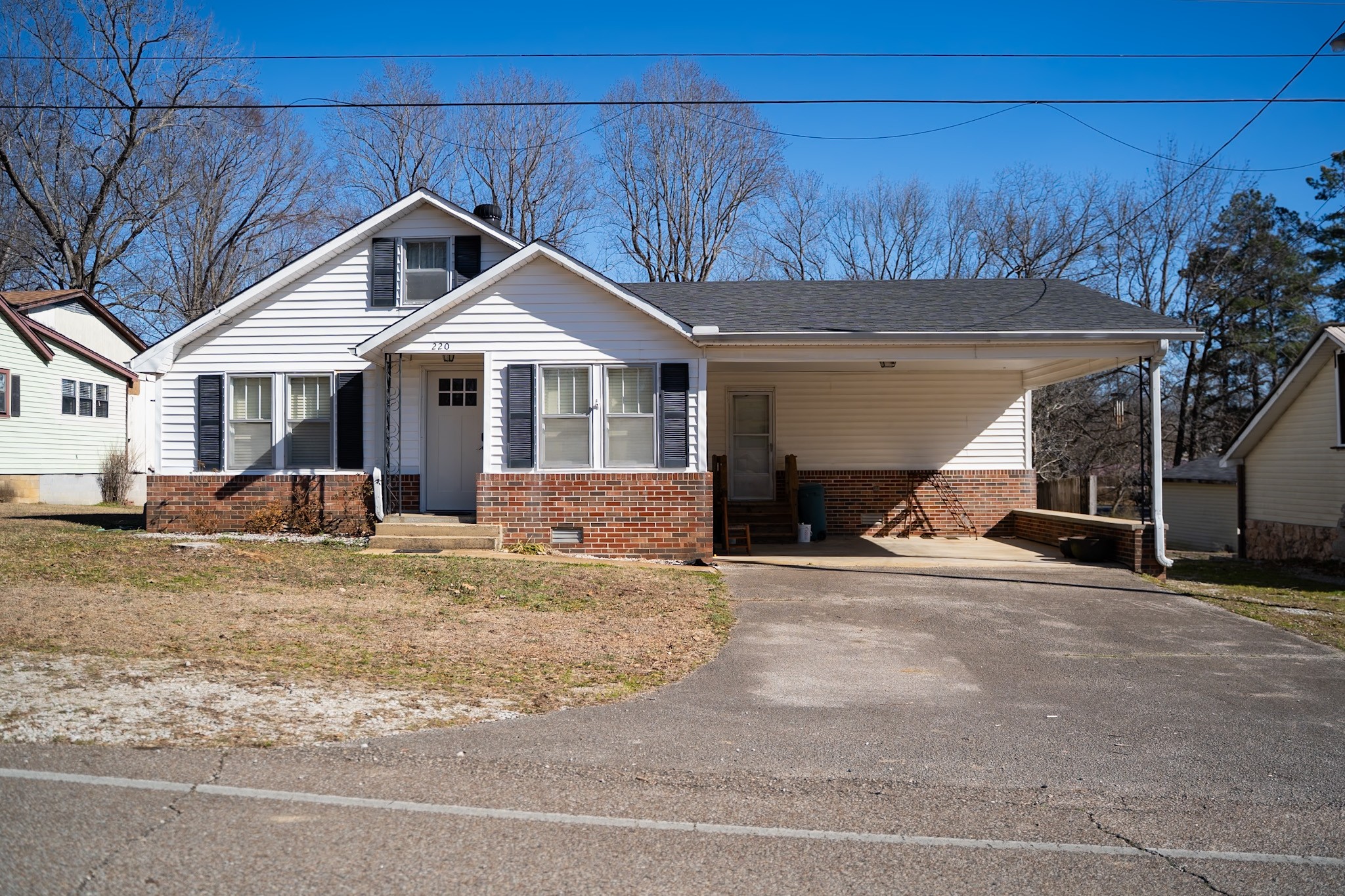 220 Jennings Avenue Parsons TN 38363