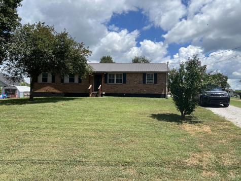 212 Lyons Lane Columbia TN 38401