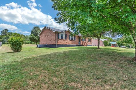 212 Lyons Lane Columbia TN 38401