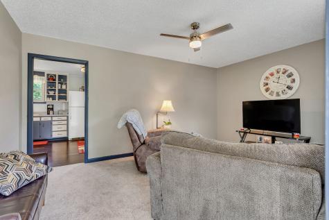 212 Lyons Lane Columbia TN 38401